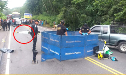 Pareja muere al ser arrollados por un pickup en Mazatenango (Video)