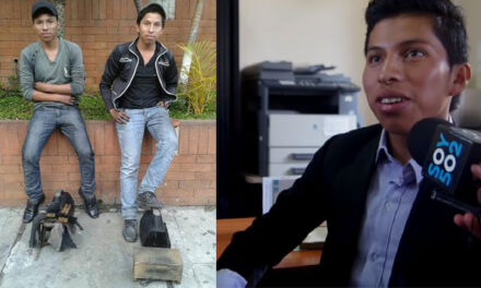 Se gradúan de la Universidad los hermanos Cúmez, quienes lustraba zapatos para pagar sus estudios