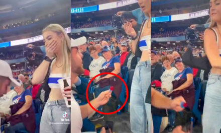 Hombre le pide matrimonio a su novia con un anillo de dulce y ella lo agarra a golpes (Vídeo)