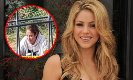 La cantante Shakira rompe el llanto al recibir una llamada telefónica