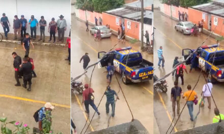 Momento en que Invasores atacan a la PNC a patadas y puñetazos (Video)