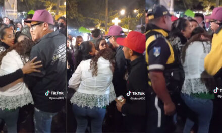 Dos mujeres se van a los golpes supuestamente por el amor de un hombre en plena fiesta (Video)