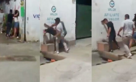 Momento en que hombre golpea brutalmente a su esposa en la calle (Video)
