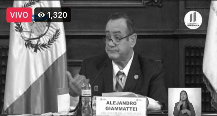 ¿Muere el presidente Alejandro Giammattei, tras varios días internado?