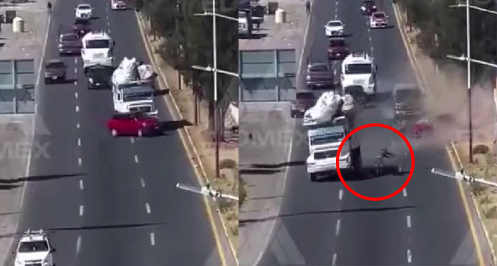 Camión de basura impacta con un vehículo y recolectores salen volando (Video)
