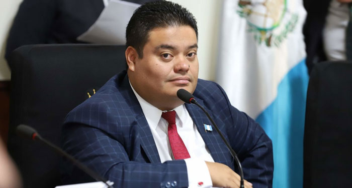 Allan Rodríguez busca reelegirse con el partido “VAMOS” y TSE avala su inscripción