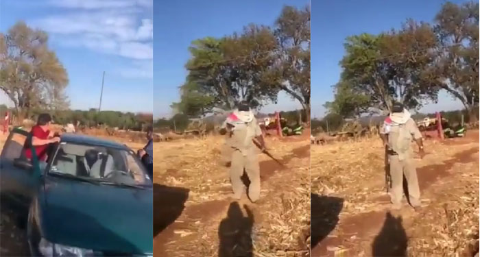 Momento en que un hombre mata a su hermano por la disputa de una herencia (Video)