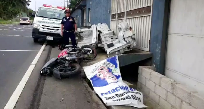 URGENTE: Pareja de motorista se accidentaron en la Ruta Interamericana (Video)