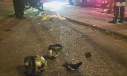 Hermanos sufren accidente en la zona 9 y uno queda fallecido (Vídeo)
