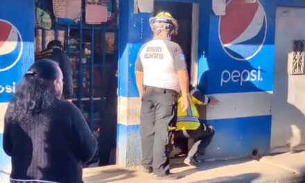 URGENTE: Pasaba comprando su refacción y fue acribillado por negarse a entregar su mochila
